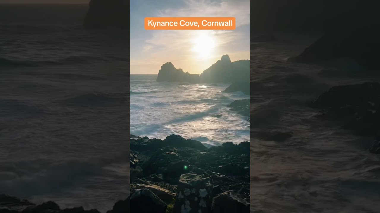 Kynance cove in Cornwall, UK #kynancecove #ukbeach #beaches #beautifuldestinations #beautifulbeach