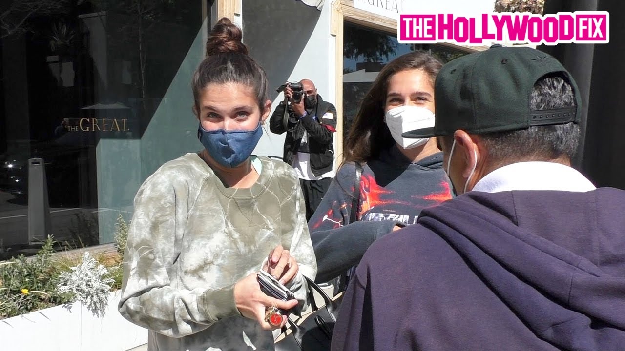 Sara Sampaio Jokes Around With Paparazzi When Getting Her Name Mixed Up With Shanina Shaik At Urth