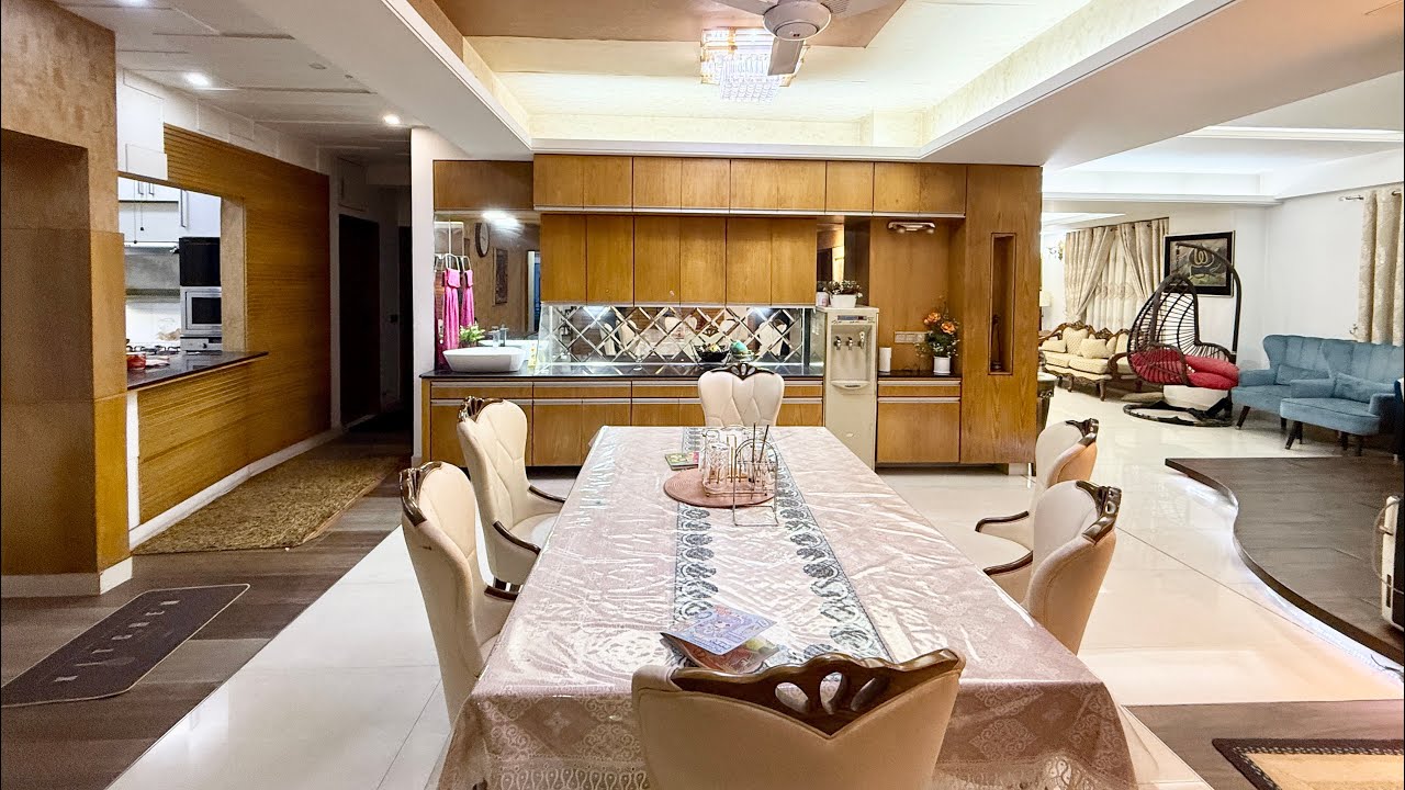2800 SFT Luxurious Full Furnished South Face Apartment Rent at 4th Floor At D block Bashundhara R/A