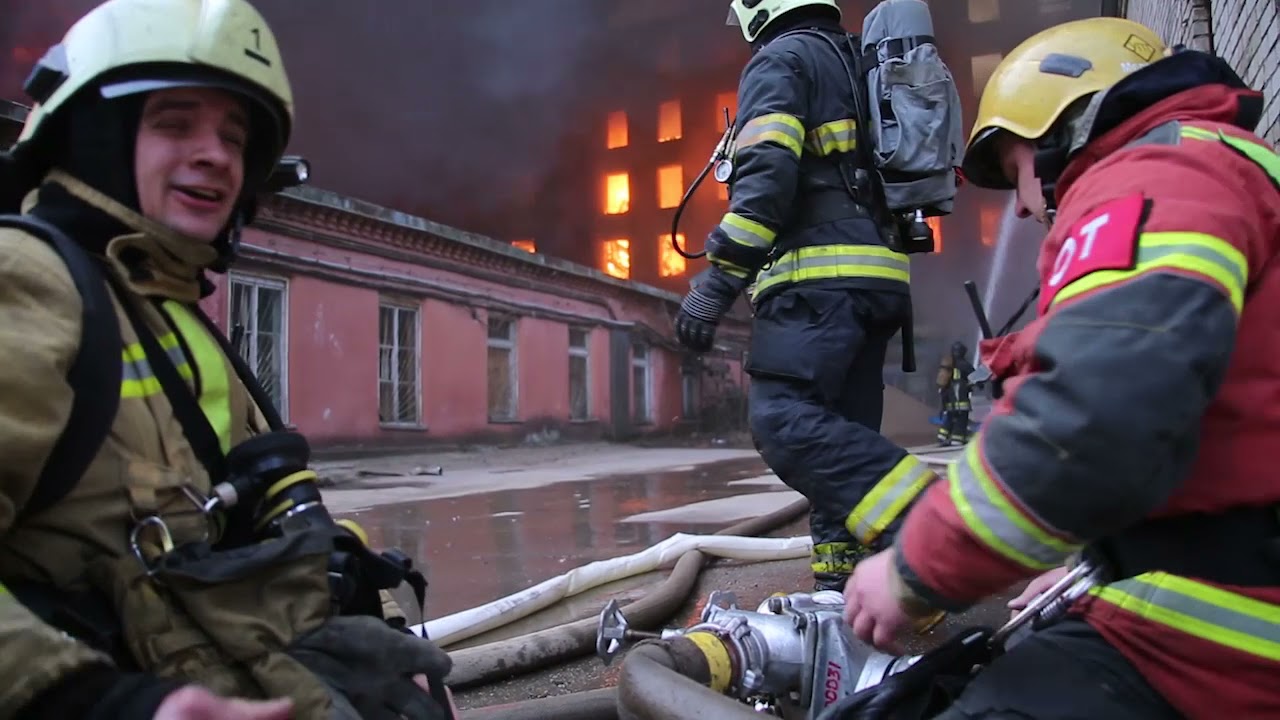 Пожар в здании 