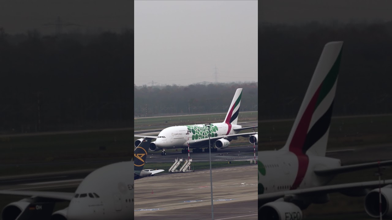 Airbus A380 auf dem Rollfeld vom Flughafen D&uuml;sseldorf