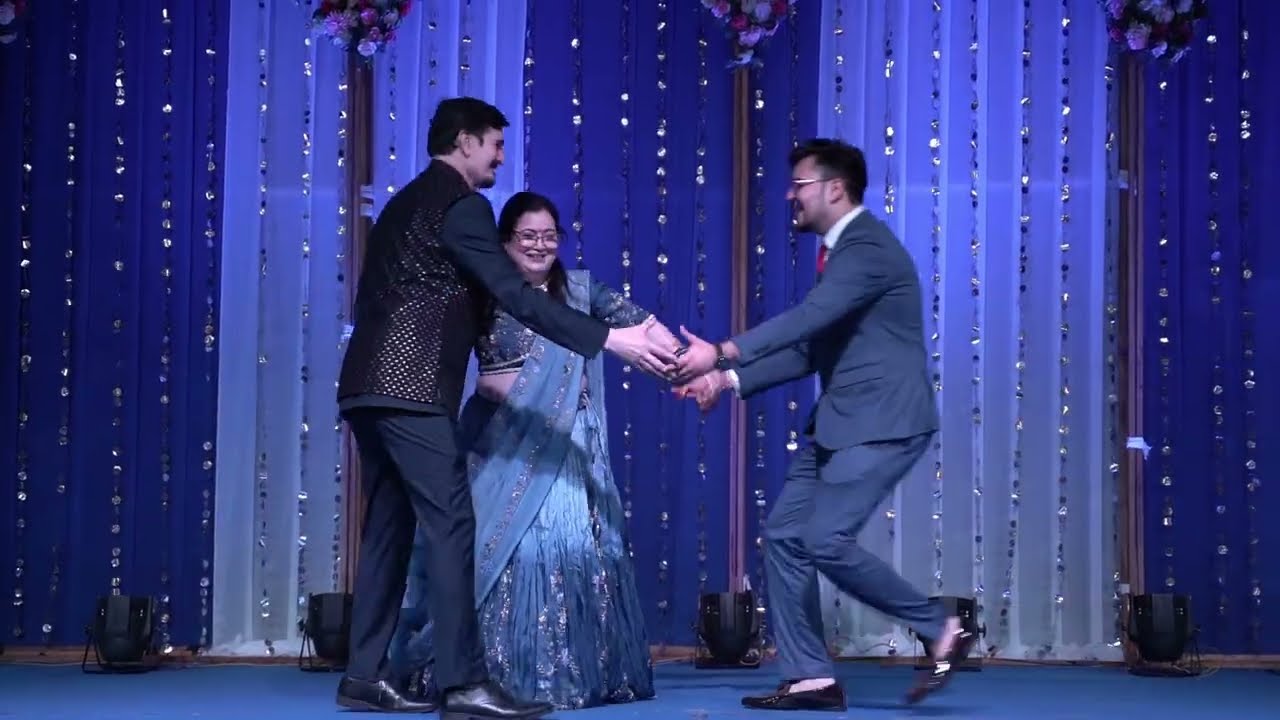 Bride's parents dance | banno re banno & navrai majhi | sangeet performance | wedding choreography