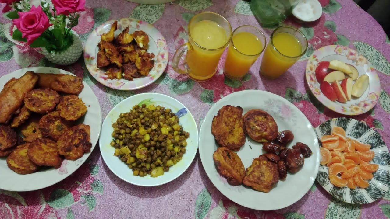 আজকের সব কিছু নিজের হাতে বানালাম। এবং রান্না করার অবস্থা খারাপ করে দিলাম 😯