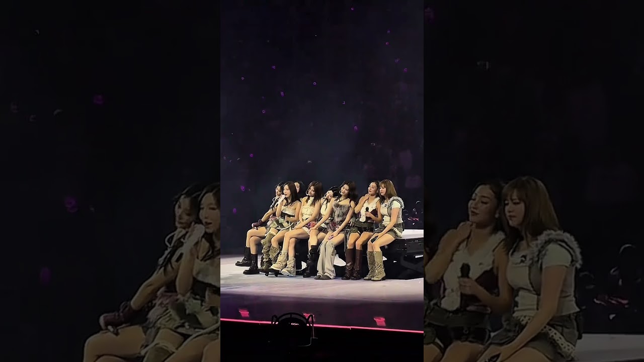 TWICE performing “What Is Love?” | Vancouver Day 2 