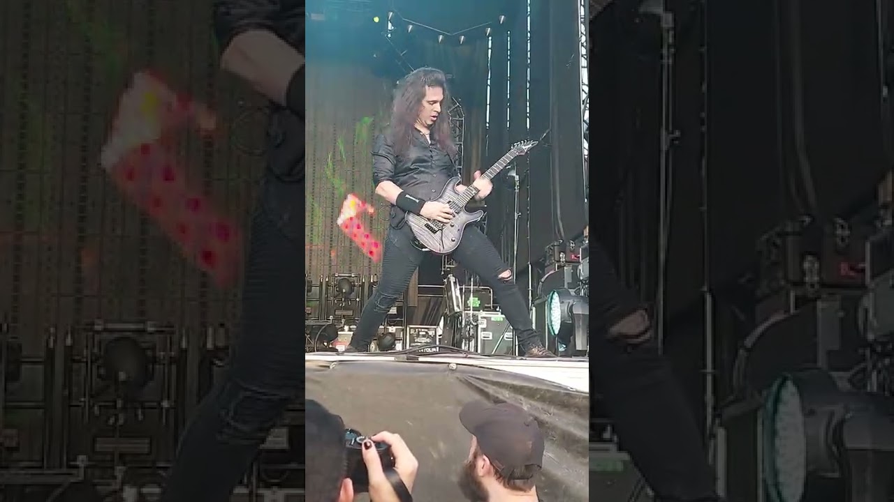 Kiko Loureiro (Megadeth) - Dystopia solo (Barcelona Rock Fest 2022, 2nd July 2022) #Shorts