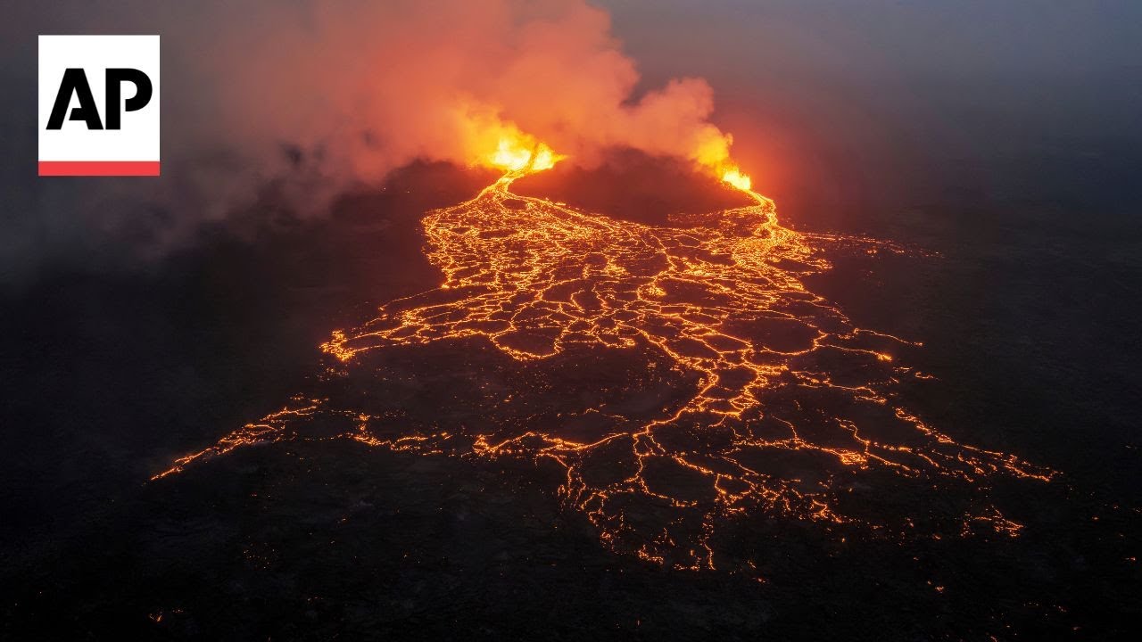 Spectacular volcano eruptions in Iceland leave tourists in awe