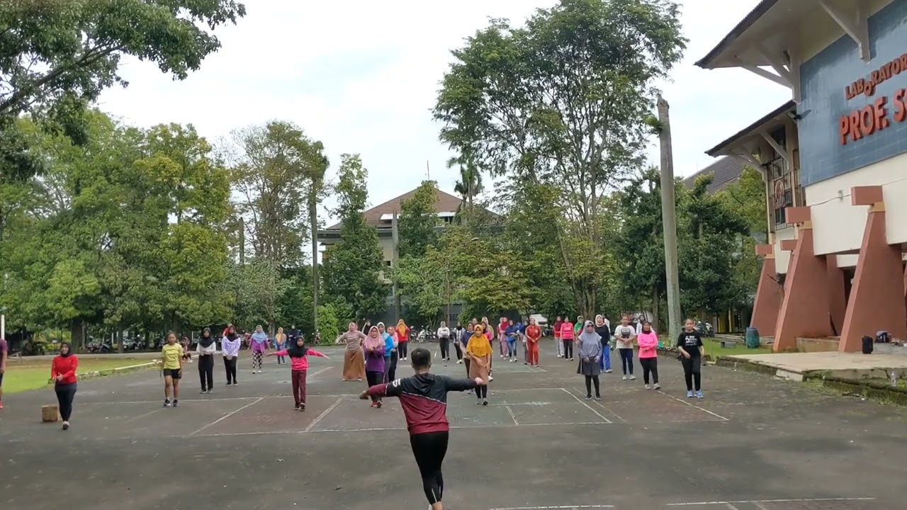 SENAM FUN AEROBIK|| LAB. PROF. SOEGIJONO FIK UNNES SEMARANG