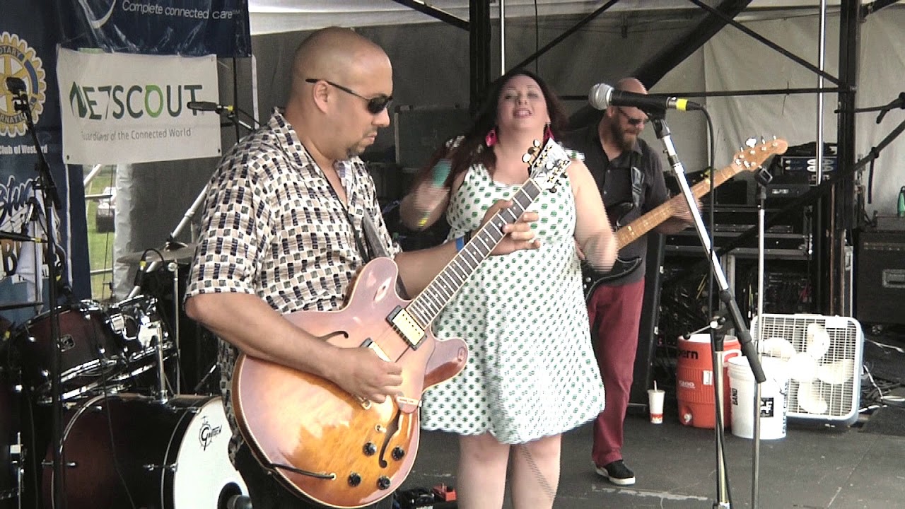 Gracie Curran - Up Above My Head -2017 Nashoba Valley Blues Festival