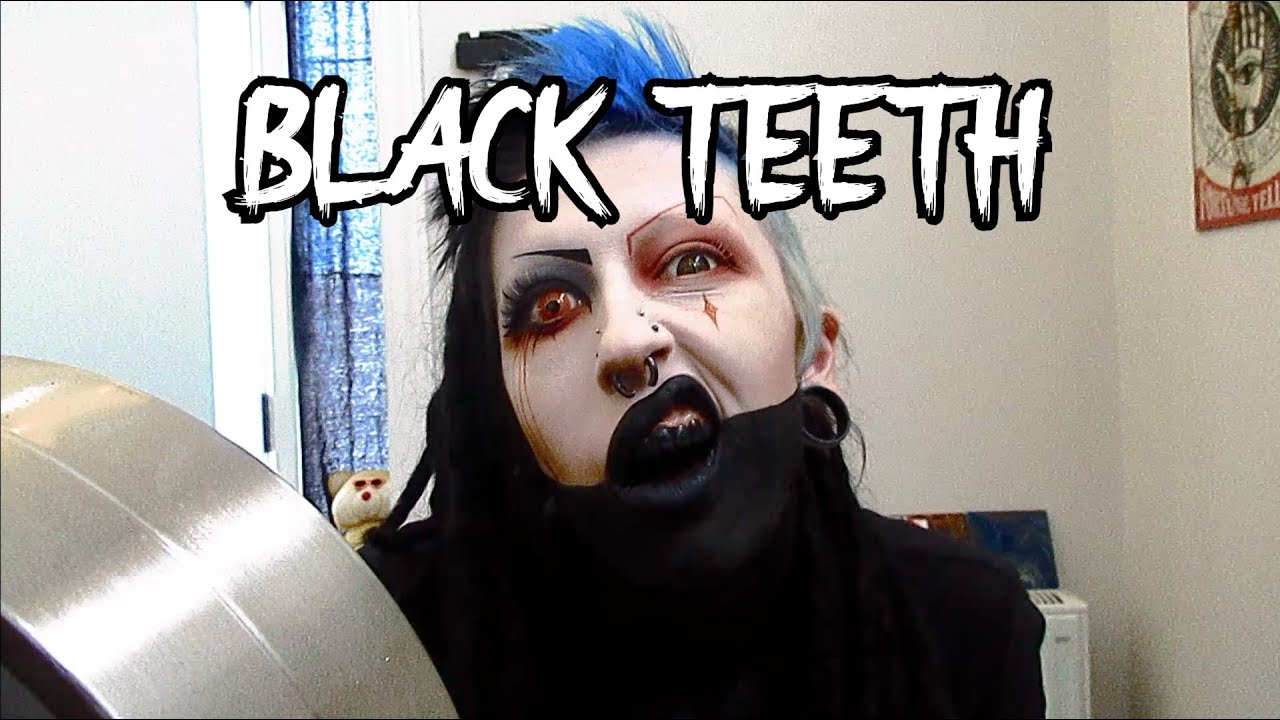 How I Paint My Teeth Black | VAMPRYN