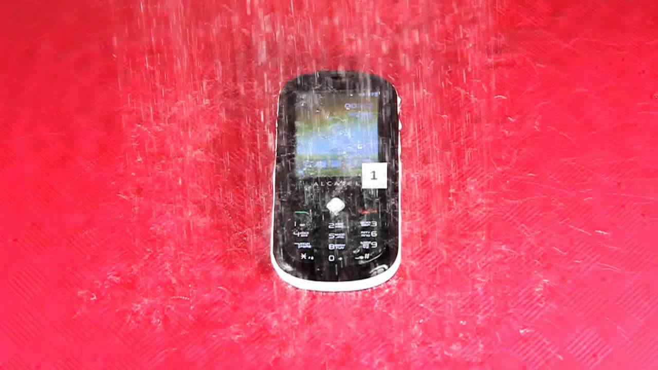 TechnoCrash#36: Alcatel OT-606: Leaving the i-Travel LM801 out in the artificial rain