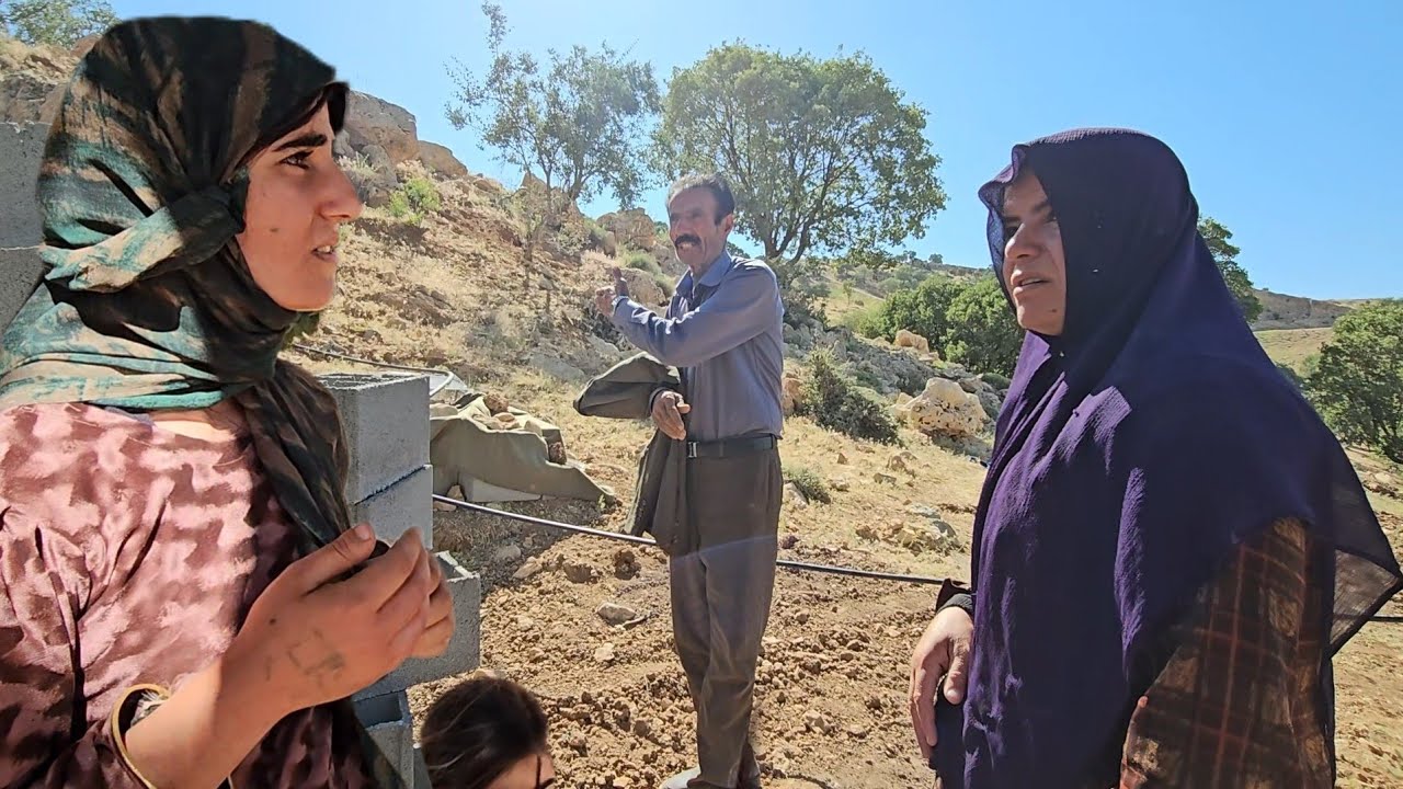 Gulsoom and Ziba: Two young nomadic women and their battle against their grandfather