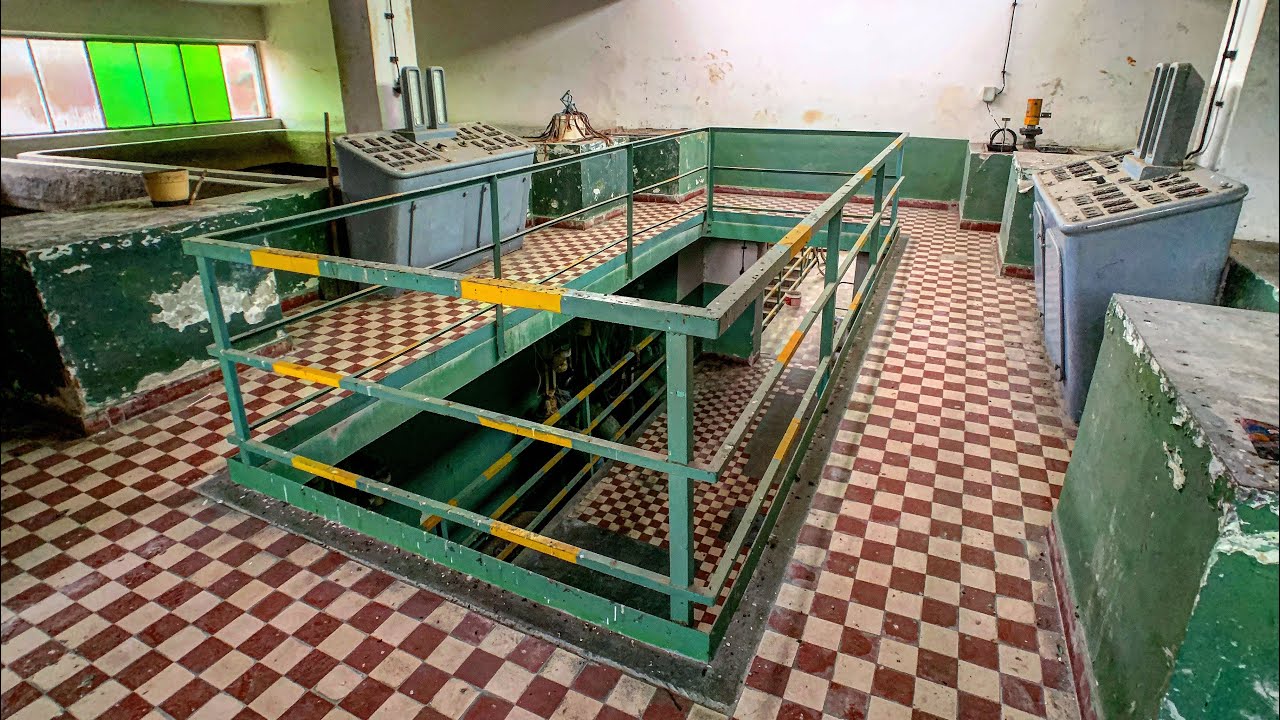 Abandoned Waterworks - Urban Exploration