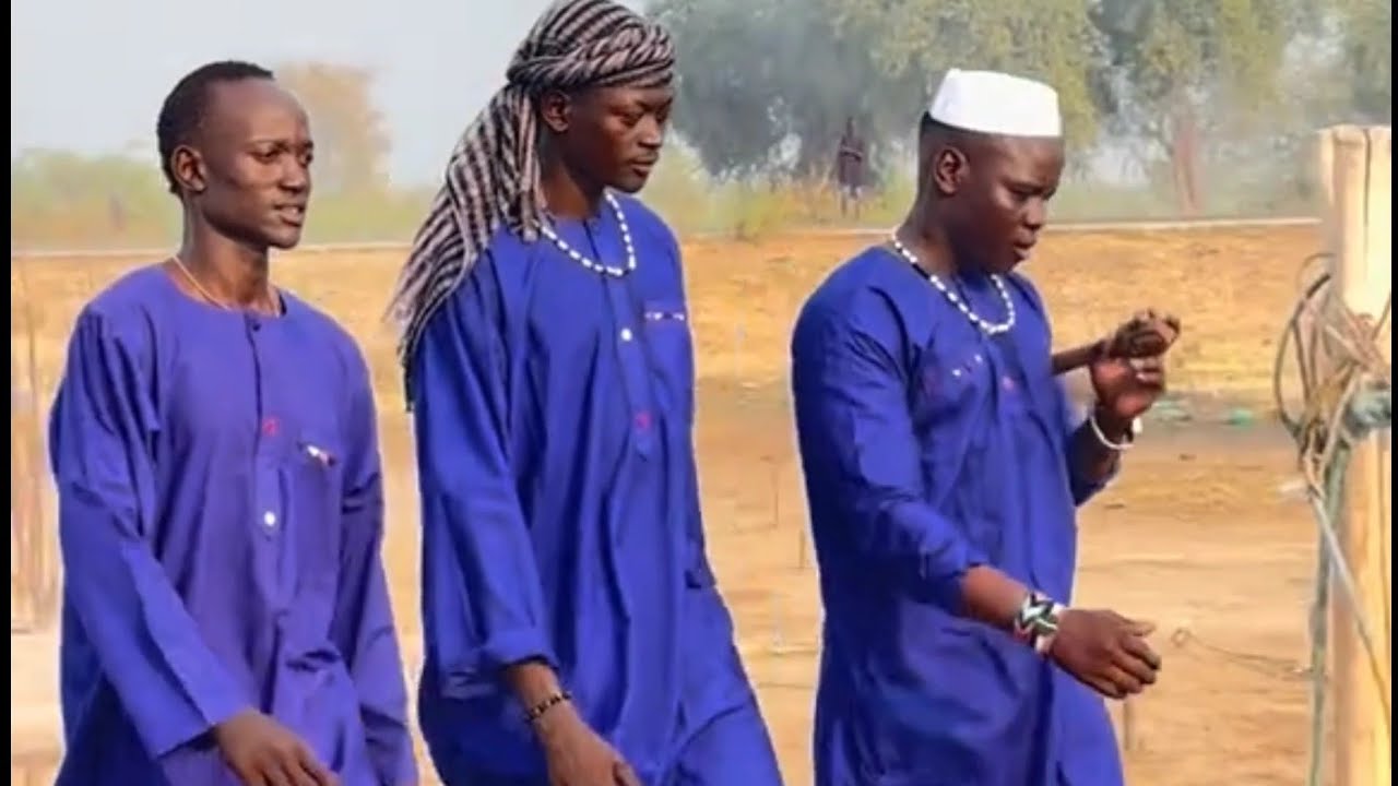 Yengo Cuk wäc baai  ~ 2Gee De Master ~ Wen Mathiang Deng 