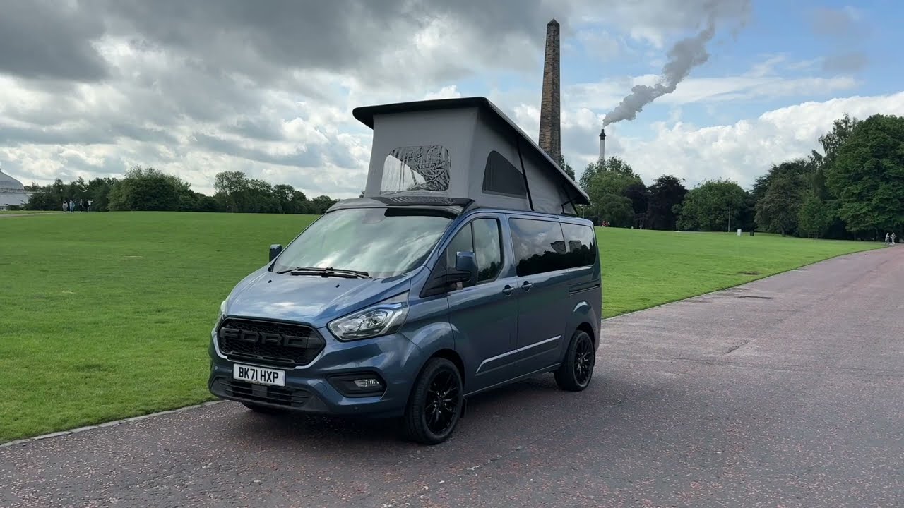 FORD TRANSIT CUSTOM LUXURY 4 BERTH CAMPER VAN 2.0 300 LIMITED 130 BHP