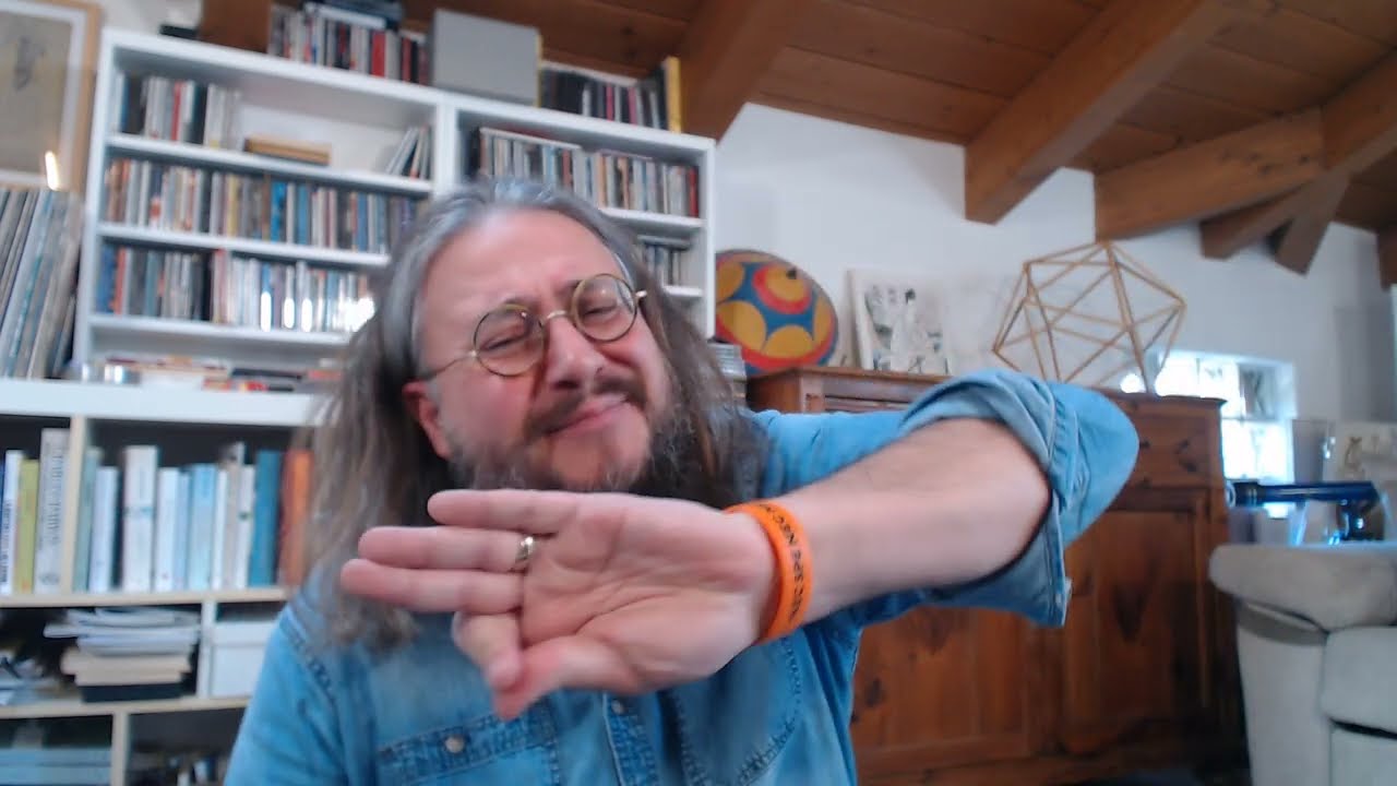 Popcorn: un video parecchio multidisciplinare (quasi troppo)
