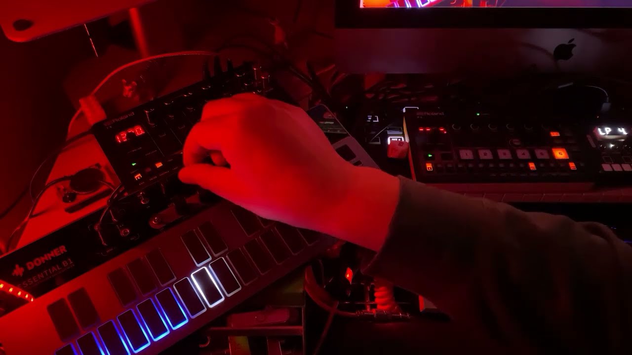 beat250116 Roland T8+P6+Donner B1+Korg NTS1mk2