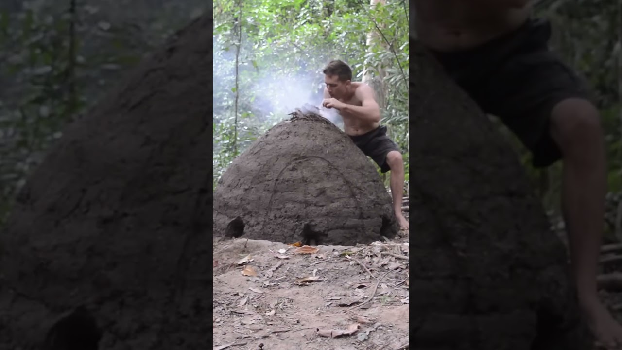 Primitive Charcoal Making &ndash; No Tools, No Talk #survival #primative #forest #bushcraft #cooking