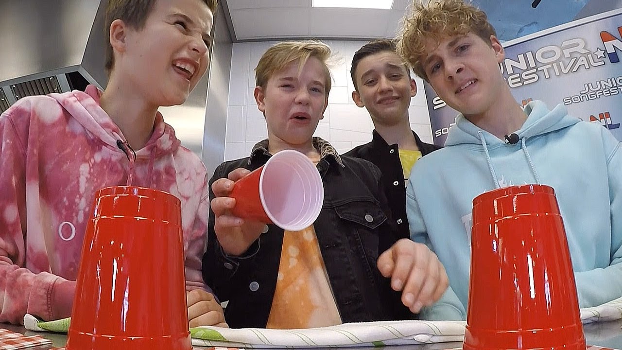 #52 WHAT'S IN MY MOUTH?👀 | JUNIORSONGFESTIVAL.NL🇳🇱