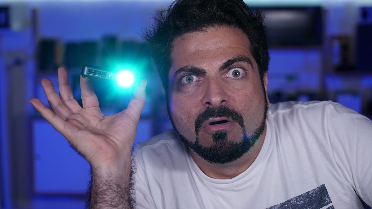 Questo MINI Proiettore &egrave; davvero SORPRENDENTE!