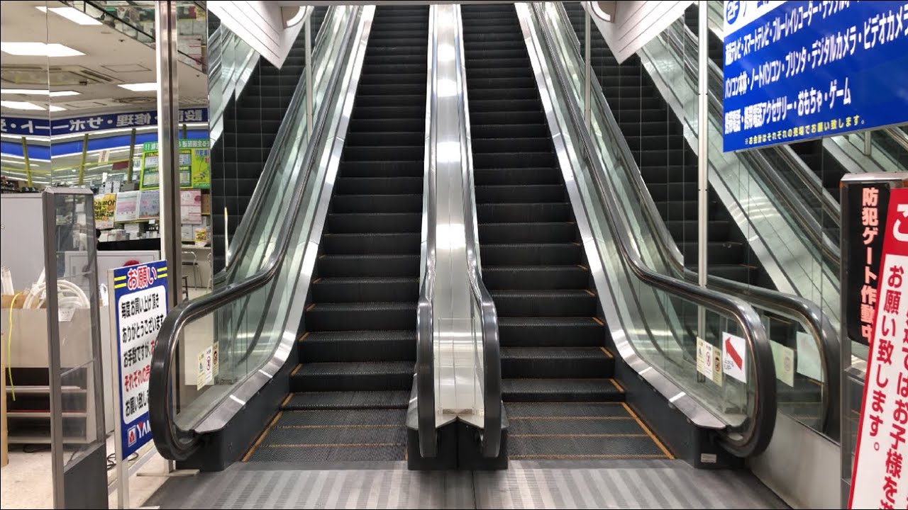 【京都市 伏見区】ヤマダデンキ テックランド京都醍醐店 エスカレーター