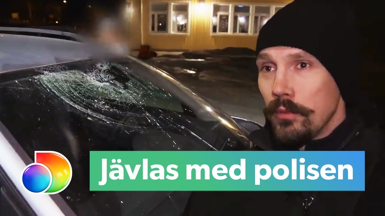 Poliserna möts av krossad bilruta när de patrullerar fritidsgård | Södertäljepolisen | discovery+