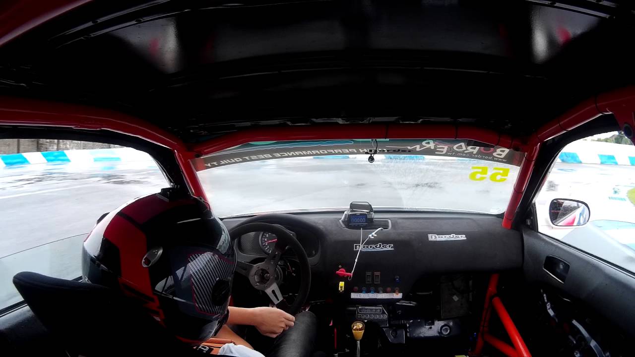 Trail brake oversteer