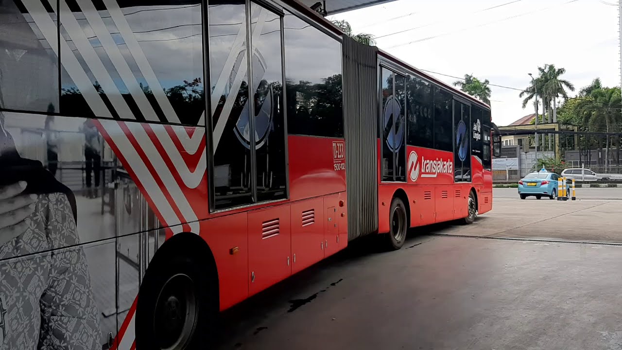 Tampil beda bus gandeng transjakarta scania k320 IA Euro 6