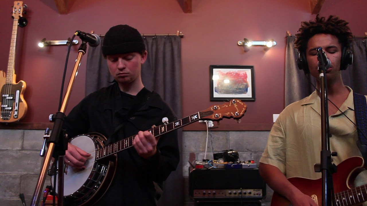 Cloak Bay - Calendoola (live session)