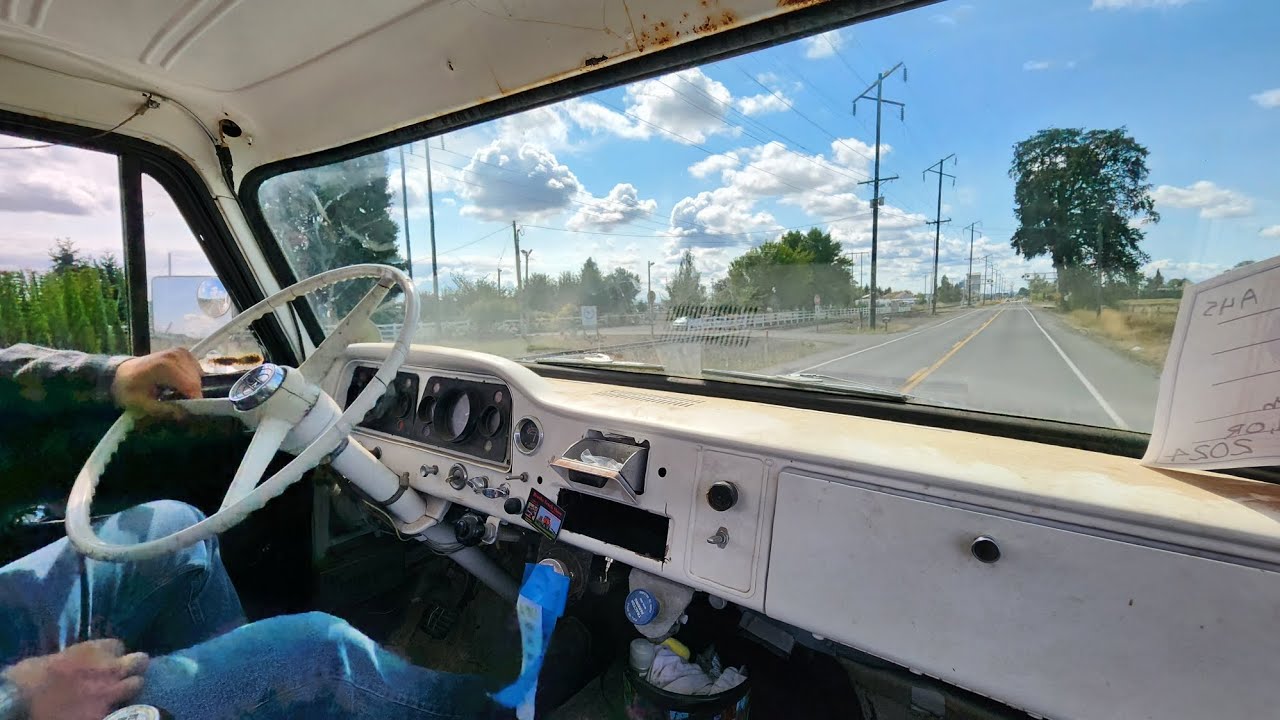 Driving A VERY LOUD GMC B7000 With A 6-71 Detroit