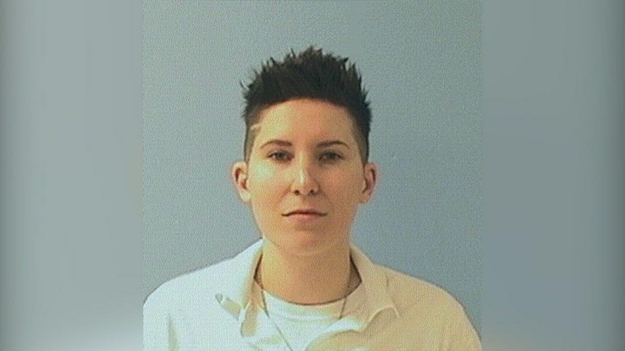Sarah Kolb seeks clemency in Adrianne Reynolds murder case
