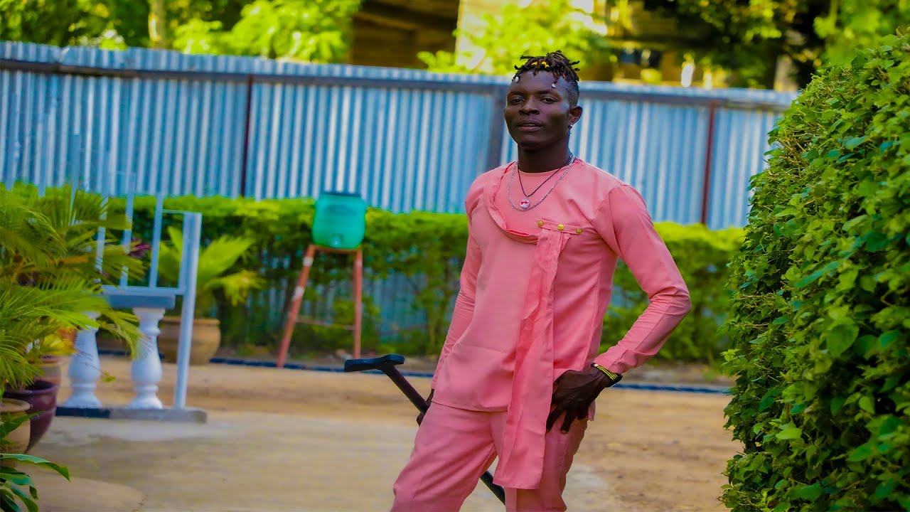 MR EMMAH KEKURIA OFFICIAL{4K} VIDE0-FT-PXOO MUSIQ-X-ROGGY BOY
