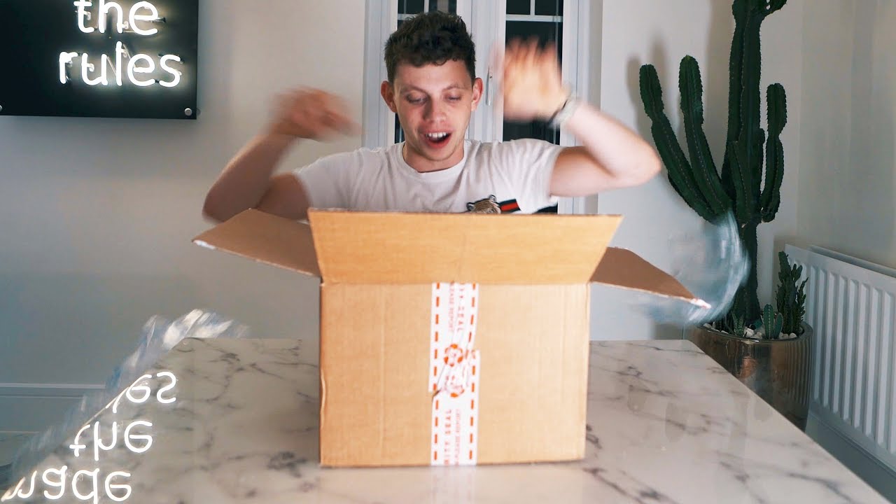 I Spent the EVENING in the NEW HOUSE and OPENED THIS INSANE PACKAGE!!