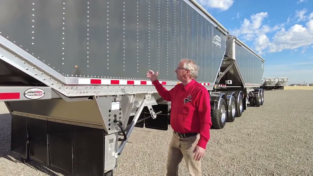 2023 Doepker Legacy Super B Bulker Trailer Tour | Southland International Trucks
