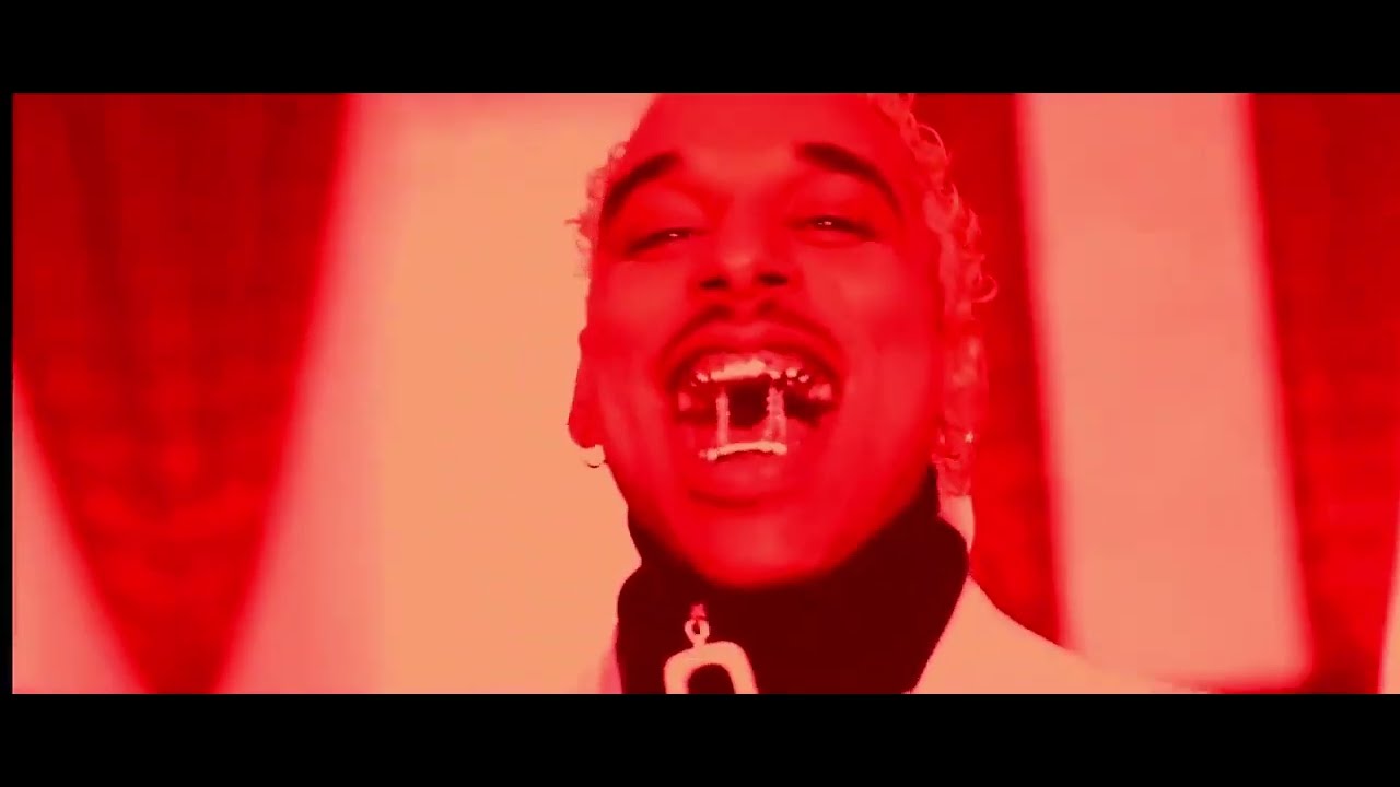 Laylow - BTS Tournage Megatron