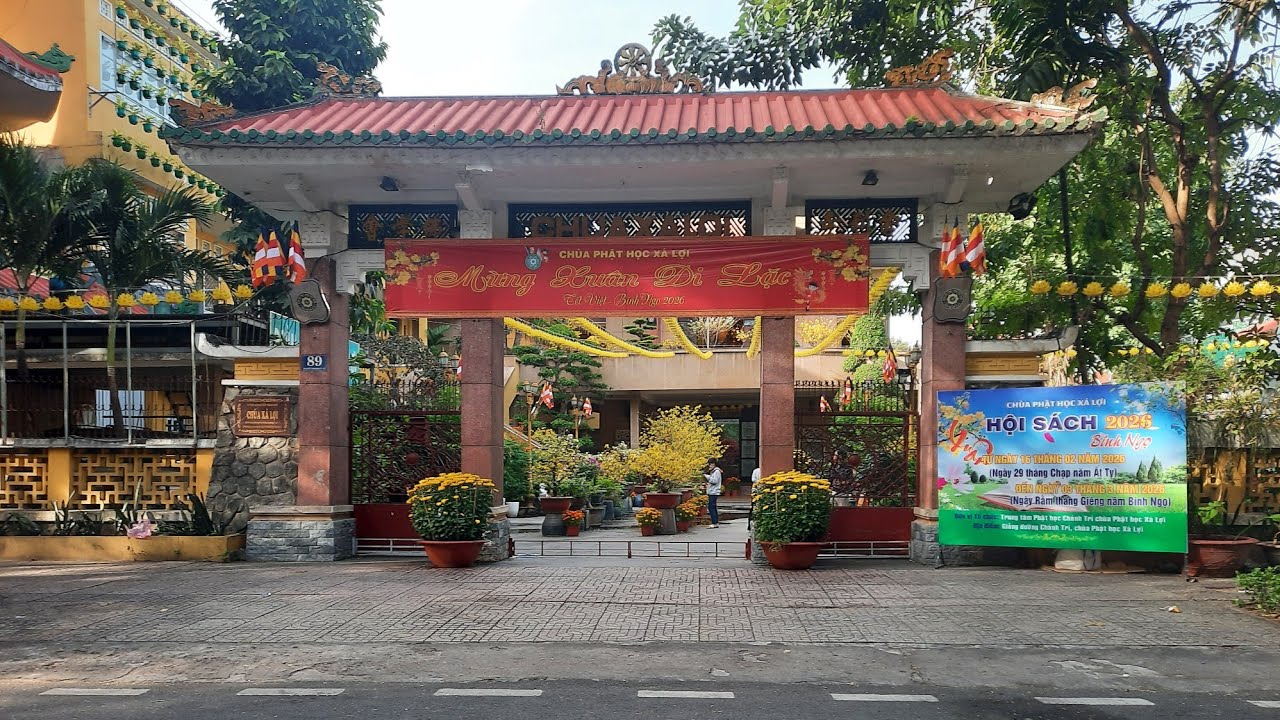 Seeing Spring 2026 at Xa Lợi pagoda