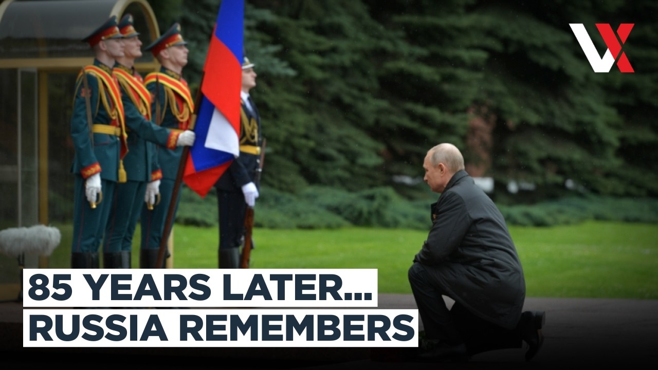 Putin Lays Wreath At Tomb Of Unknown Soldier On WWII Remembrance Anniversary | VERTEX