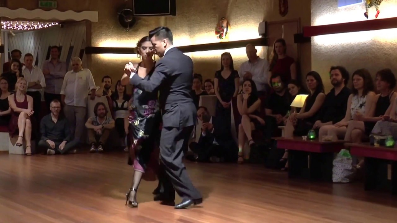 Roxana Suarez & Sebastian Achaval in Milonga Dominguera (2) 