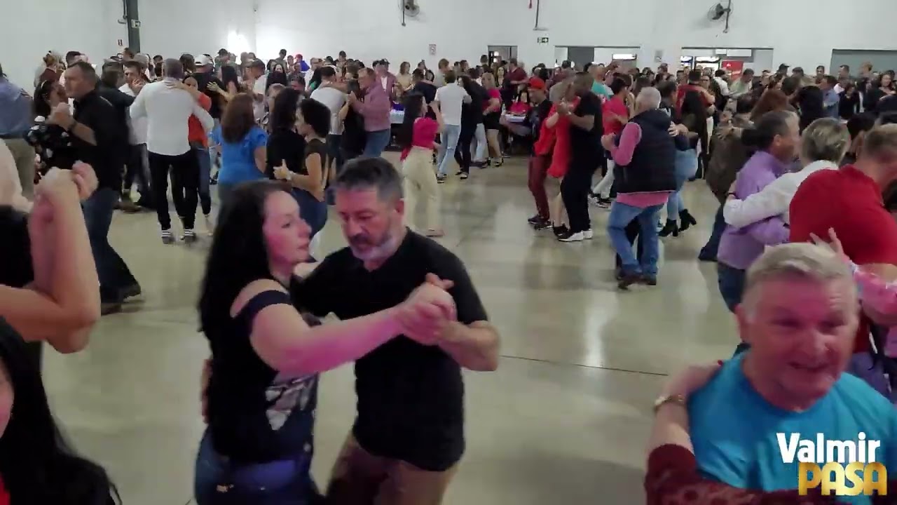 Valmir Pasa O Melhor do Bailão Arrasta Pé Bom de mais
