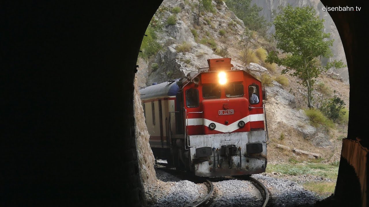 Unterwegs auf der legendären Bagdadbahn Yeşilhisar - Pozantı - Adana Eisenbahnreise