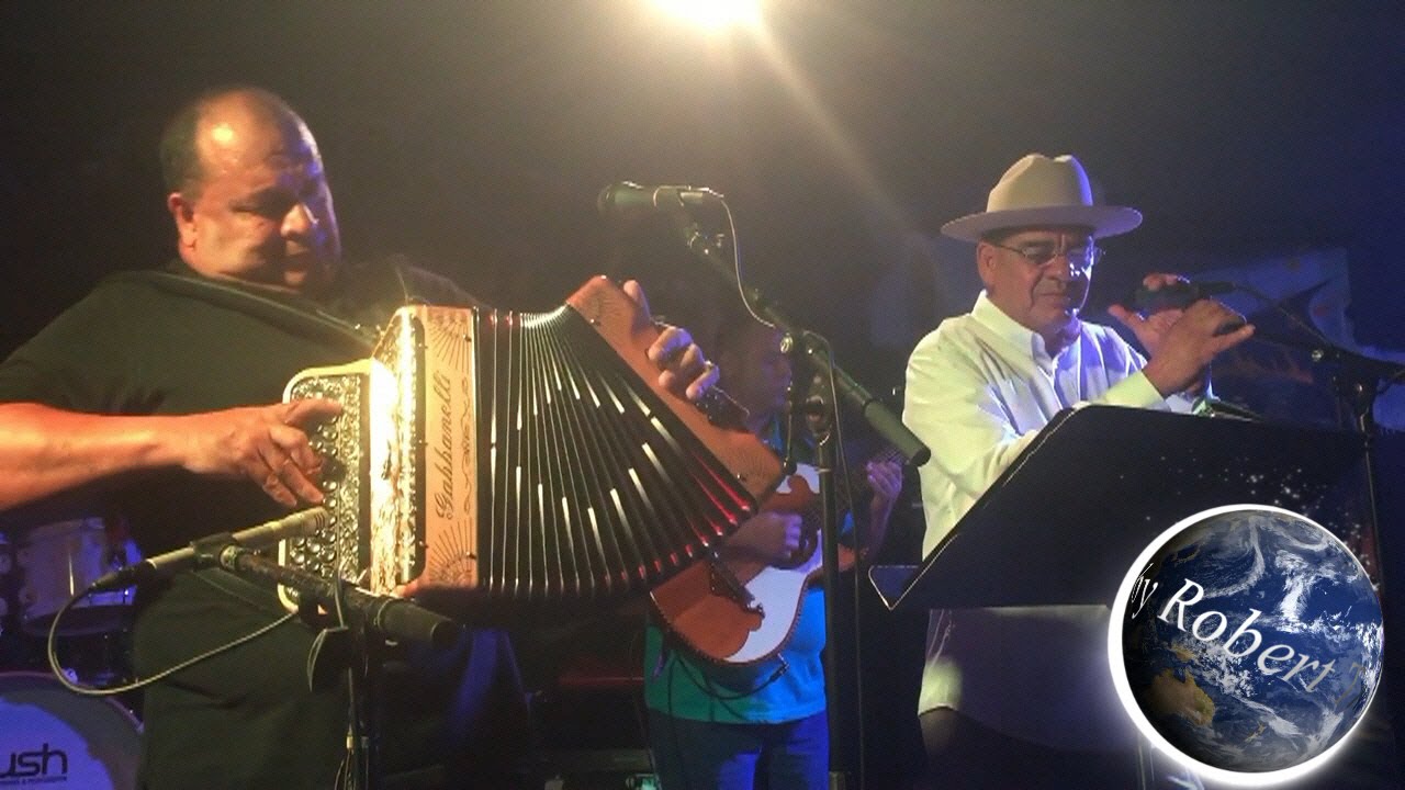 Los Monarcas - El Muchacho Alegre