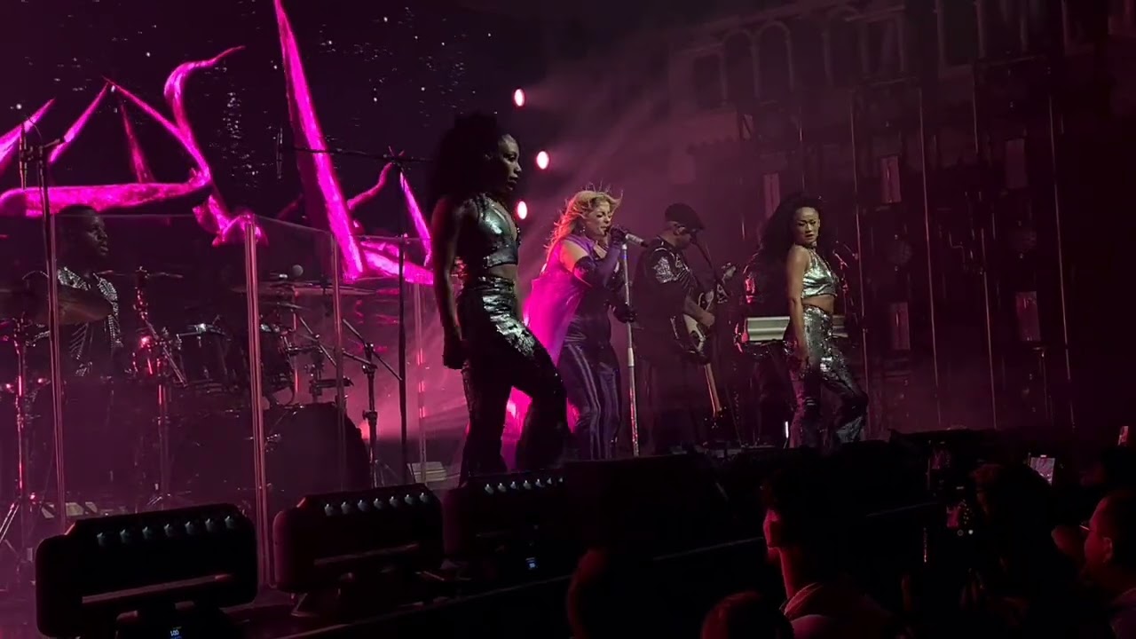 Bebe Rexha - In The Name Of Love (Amsterdam 1 August 2023)