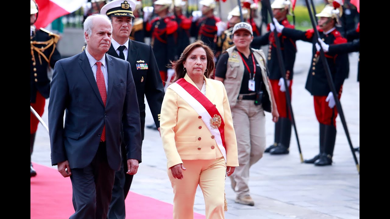 Llegada de la presidenta Dina Boluarte a Palacio de Gobierno