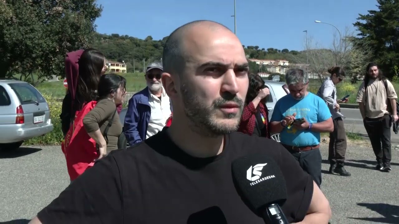 Macomer. Manifestazione contro il CPR 06 04 24