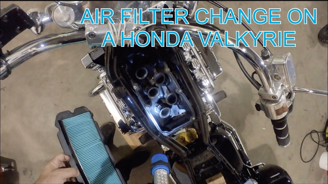 Air Filter Change on a Honda Valkyrie... Info for European Valkyrie Owners as well