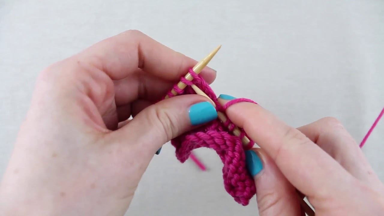 Stitch Library - Staggered Eyelets Stitch