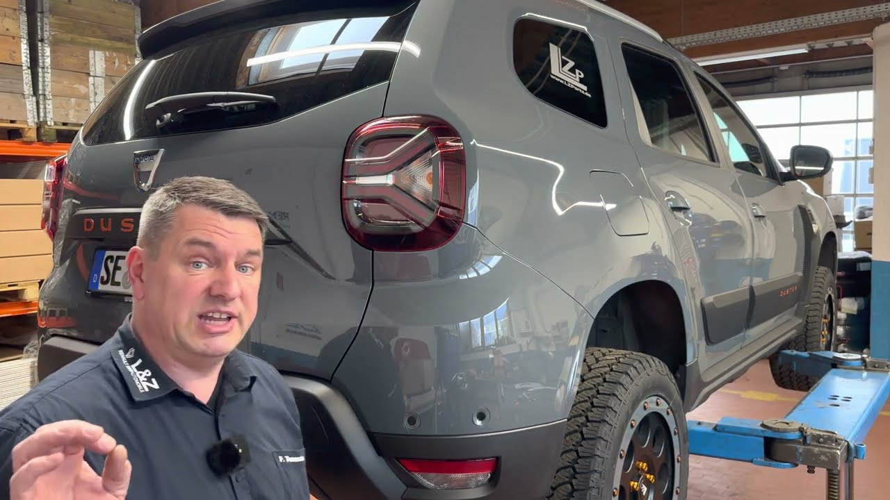 Dacia Duster II TREX by LZParts Demontage der Heckstoßstange Stoßfänger