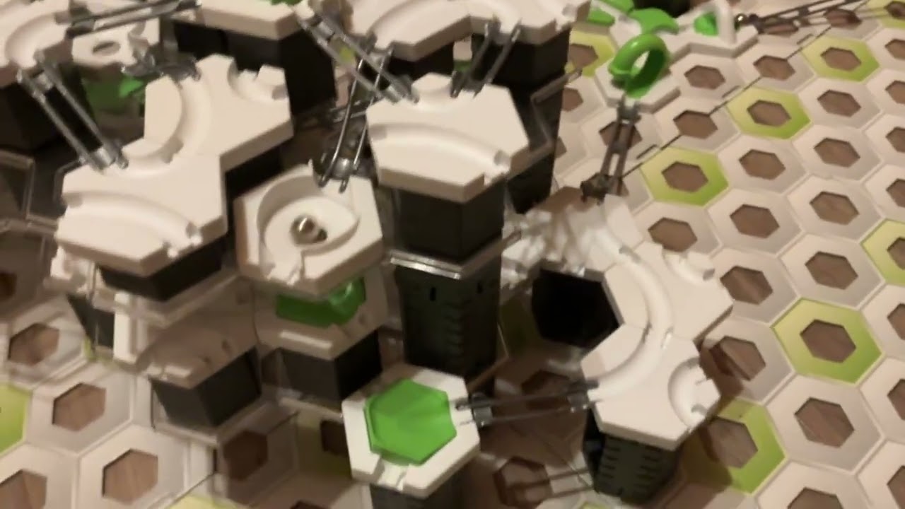 GraviTrax