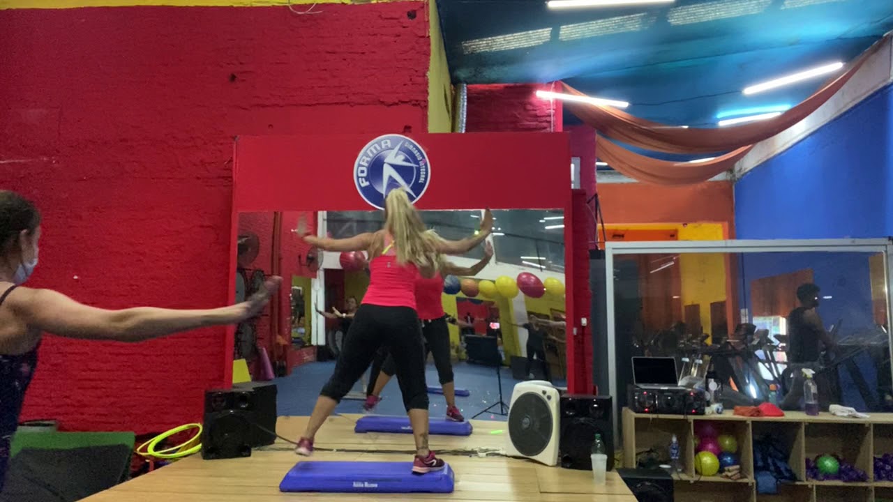 Rutinas de entrenamiento para hacer en la comodidad de tu casa.