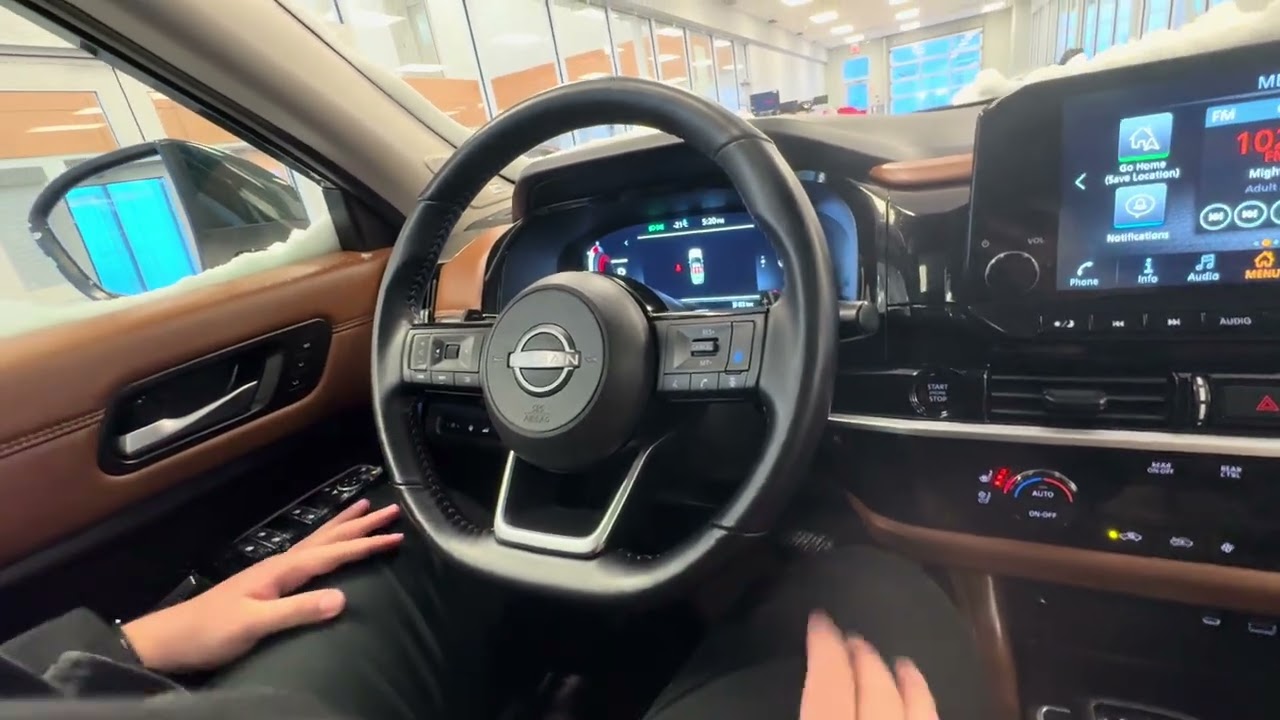 2025 Nissan Pathfinder Platinum