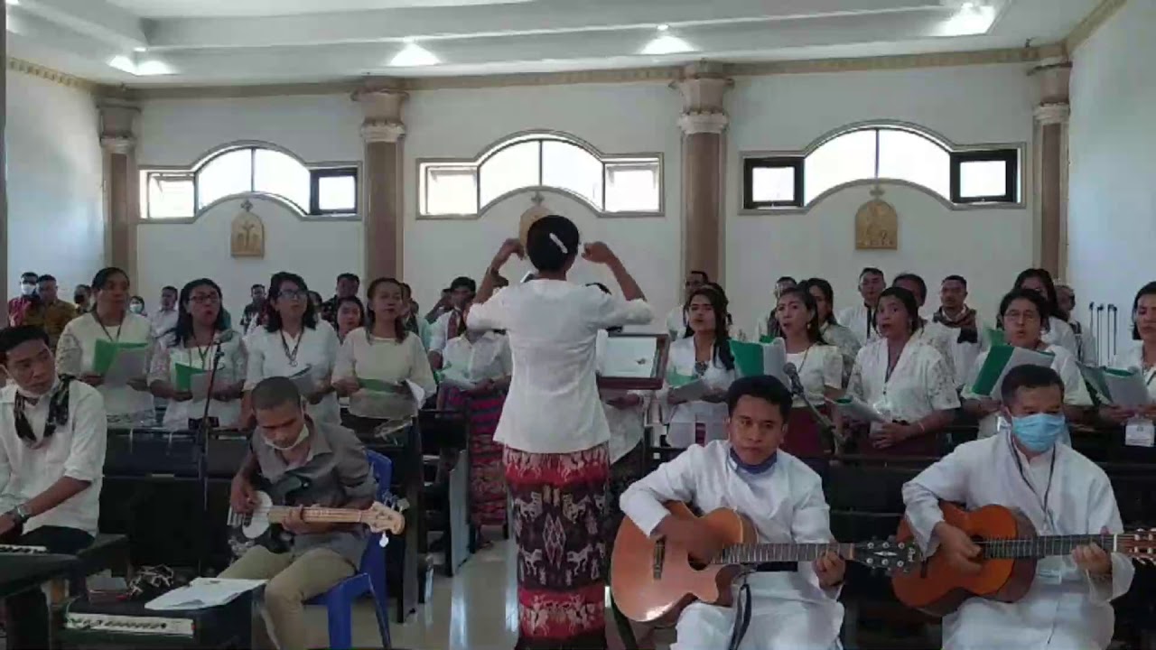 Bunda Selalu Menolong (Koor Tabisan Imam Redemptoris Di Waingapu)